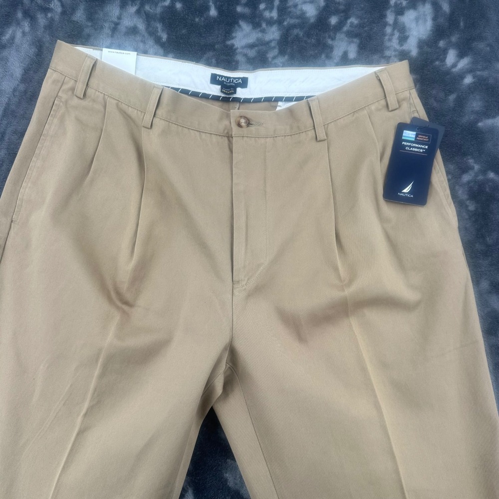 NEW Nautica Mens Rigger Performance Classics Pleated Chino Pants Khaki 38x32 NWT - Picture 2 of 9